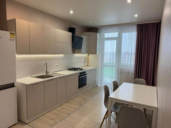 Оренда 2к квартири по вул. Зелена Львов