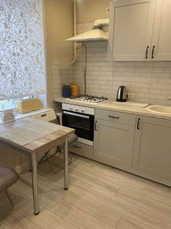 Оренда однакімнатної квартири по вул Пулюя - фото 1