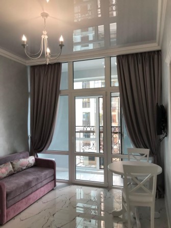 Сдаю однокомнатную квартиру собственникЖК 24-25 Жемчужина - фото 1