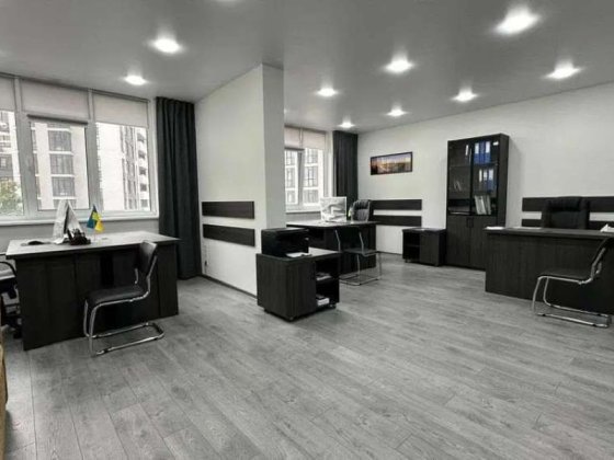 Продаж 3-к квартири просп. Любомира Гузара 13 Київ