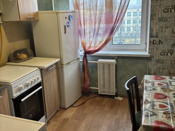 Аренда 2-ой квартиры,Днепровский район,пр.Мира 13А . Киев