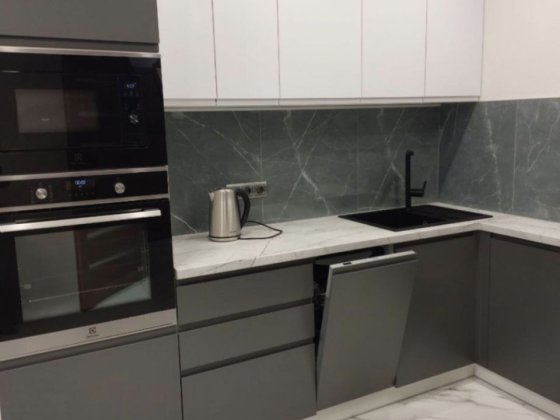 Сдам 1 комн квартиру в Кадоре на Сахарова,генератор есть Одеса