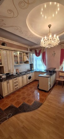 Сдается 2  ком. кв. Корабельный р-н  ул.Океановская 39   

Сд - фото 1