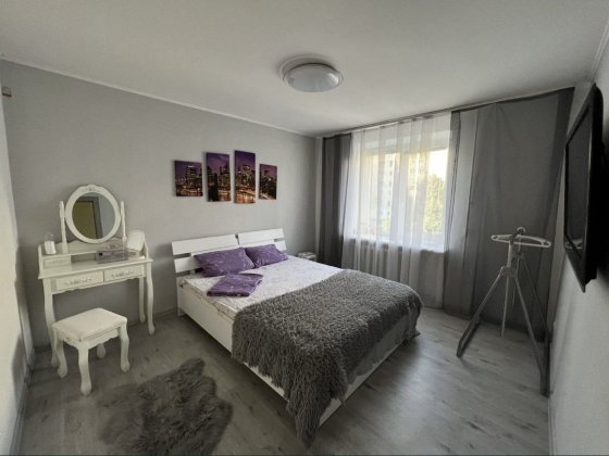 Сдам 2ком квартиру на Красном Камне, кирпичный дом