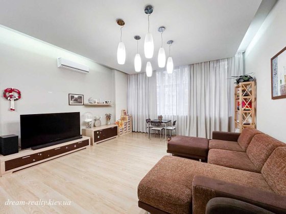 Лютеранская ул. 10а, аренда 3-комн. квартиры, Без комиссии! Киев