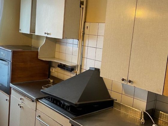 Сдам 3 комнатную квартиру на Янтарной! Левый берег!