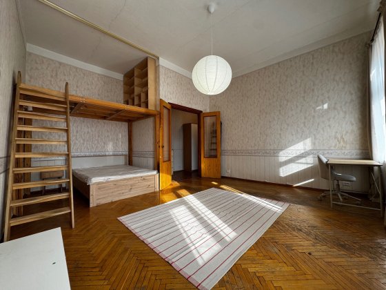 Оренда Рейтарська 16 — Золоті Ворота, балкон, без комісії Київ