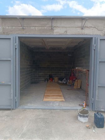 Гараж на Вечернем Бульваре - фото 1