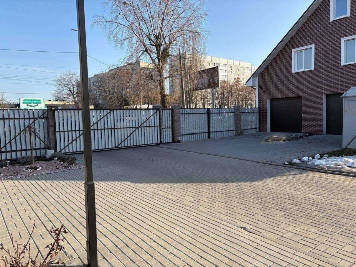 Продам гараж ЖК " Вишневий" - фото 1