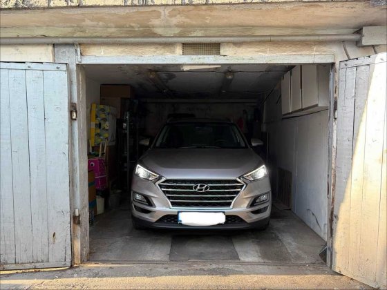 Продам гараж від ВЛАСНИКА без % вул. Бориспільська 19 Киев