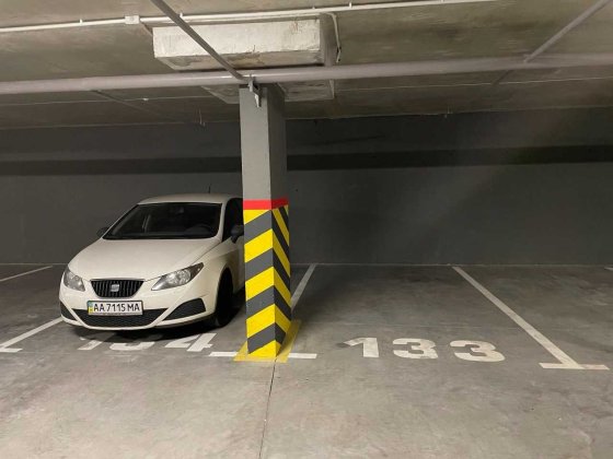 Продаж підземного пакрінгу від власника ЖК Auroom City Львів