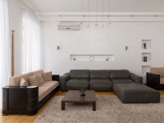 Оренда  4 кімнатноі  квартри  вул Круглоунічерситетська