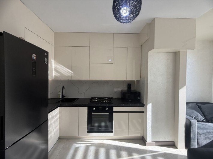 Здається в оренду 1-но кім квартира,по вул.Шевченка ЖК Семицвіт - фото 1