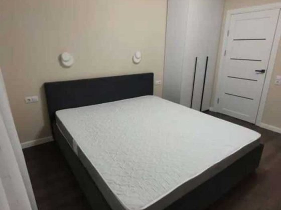 Здається 1-кімнатна квартира, Харківське шосе,146 Київ