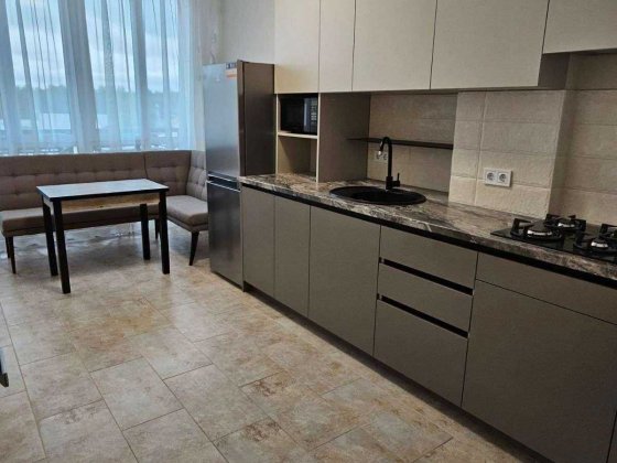 Клубний будинок на вул.Радистів, однушка Київ