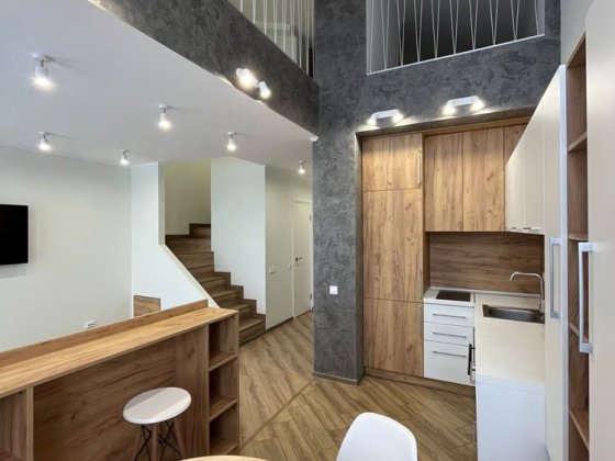 Оренда мансардної квартири 60 м2 в ЖК Комфорт Таун, Соборності, 17 Киев