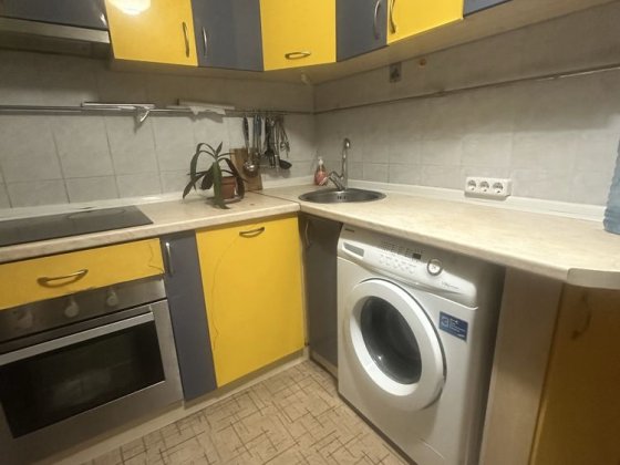 Реальная 1-ка на Алексеевке, Ахсарова 17, метро Алексеевская Харків