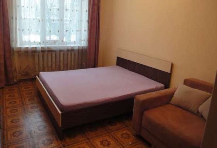 Здам 2-к. на вул. Мала Шияновська. Метро Печерська - 6 хвилин пішки - фото 1