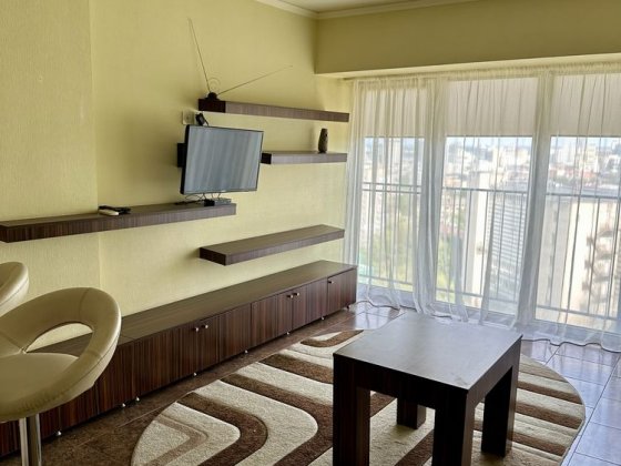 1 к квартира . Жк на пр.Поля Днепр