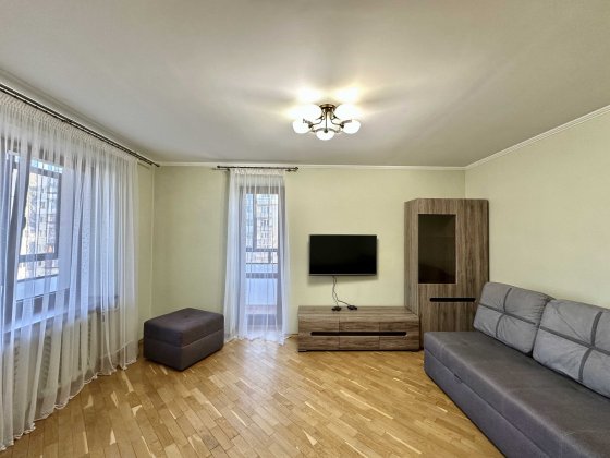 Оренда 2-кім квартири по вул. Масарика (пр. Чорновола) Львів