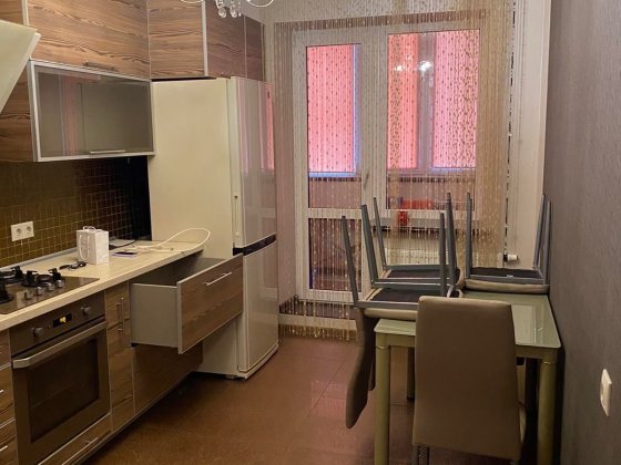 Сдам свою однокомнатную квартиру в долгосрочную аренду. Новострой . Харьков