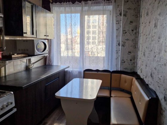 Здам 3к квартиру р-н пр. Калнишевського, ул. Квітки Цісик 14а.