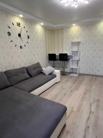 Сдам 3 комнатную квартиру на Добровольского - фото 1