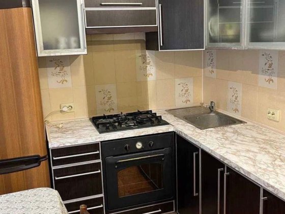 Сдам 3х комн квартиру м. Спортивная Харьков