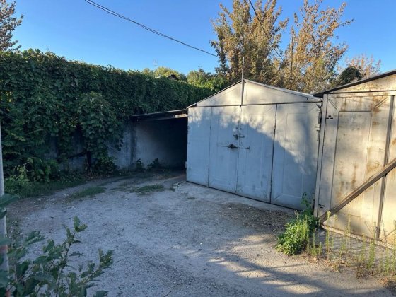 Продаж гаража в кооперативі «Лелека», ж/м Сонячний Днепр