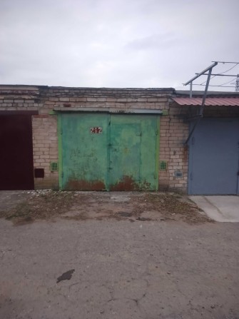 Продам капитальный гараж в автокооперативе "ЛУЧ-2" (Октябрьское). - фото 1