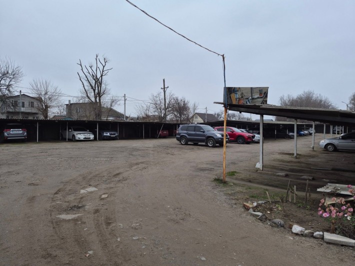 Продаж стоянки. На 70 паркомісць. - фото 1