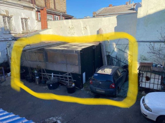 паркоместо на 3 машины  (Старопортофранковская/ 16-17 Жемчужины) Одесса