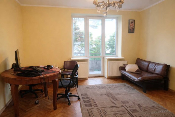 Оренда кімнати (без власника) вул. Антоновича - фото 1