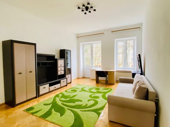 2-х кімнатна комфортна квартира в центрі на початку вул.Личаківськоі Львов