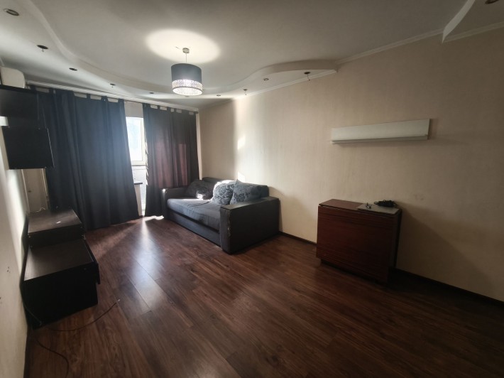 Однокімнатна квартира в Києві 39м2 - фото 1