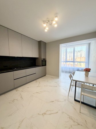 Оренда квартири в ЖК Софіївські Липки. Велика 2 кім квартира. - фото 1