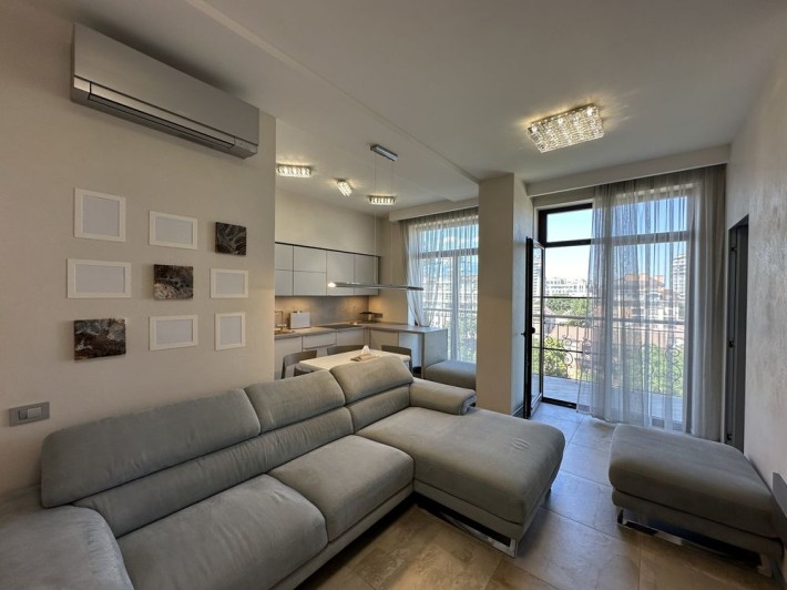 Шикарная 2к на Французском бульваре - фото 1