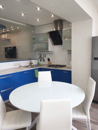 СДАМ 2-к.Приморский. Можно с ЖИВОТНЫМИ Топ локация - фото 1