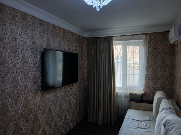 Здам затишну двокімнатну квартиру довгострокого - фото 1