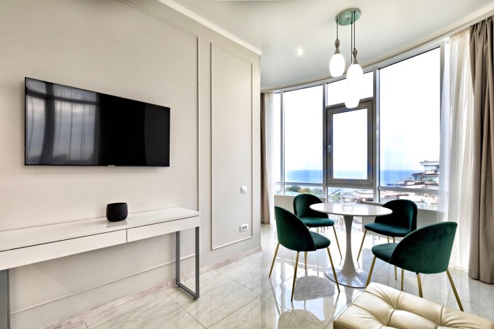 Аркадия первая линия Гагарин Плаза 2комн вид на море Генератор в доме! - фото 1