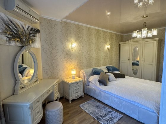 Сдам длительно  новая евродвушка ЖК  Среднефонтанский 5 этаж Одесса