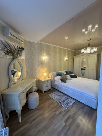 Сдам длительно  новая евродвушка ЖК  Среднефонтанский 5 этаж - фото 1