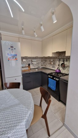 Сдам 2 комн квартиру на ул.Среднефонтанская/Транспортная. Свободна - фото 1