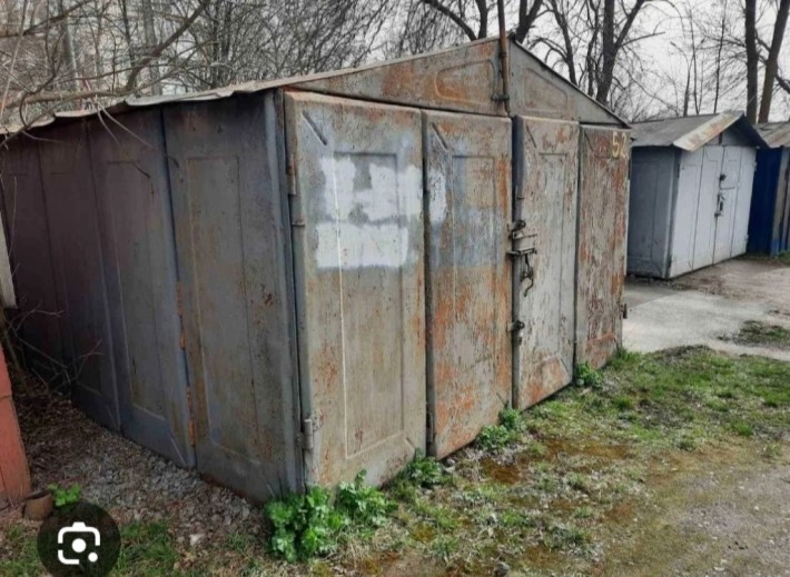 Гараж ГК Каштан , кінцева Вишеньки - фото 1