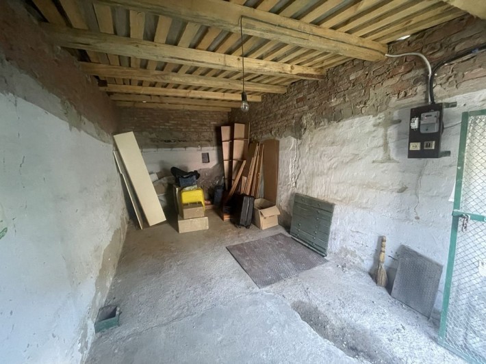 Продам гараж в м. Гнівань ЖБК - фото 1