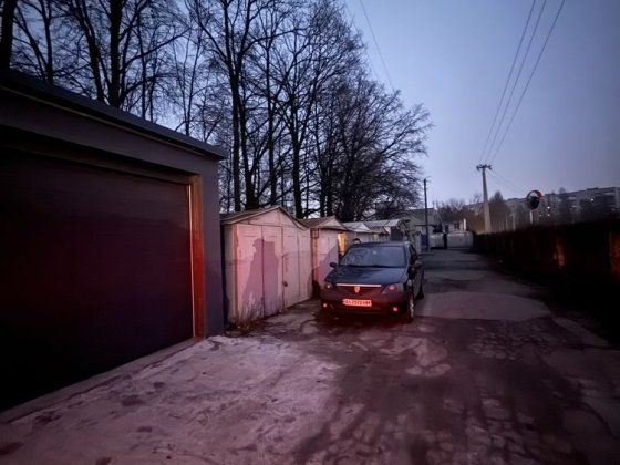 Здам або продам гараж на два автомобілі