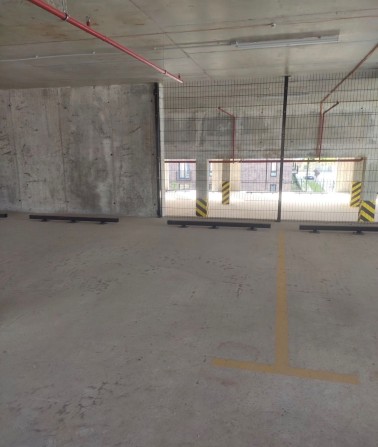 Продам Клубне12 Паркомісце, паркінг - фото 1