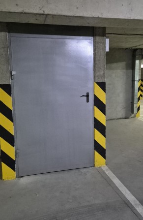 Здам в оренду місце в паркінгу для мотоцикла, скутера, велосипедів - фото 1