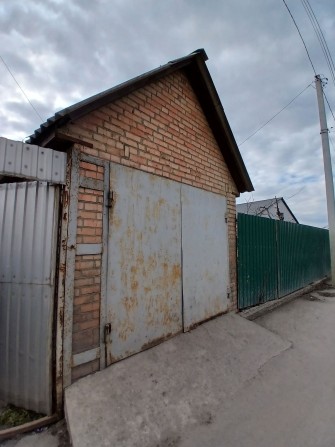 Гараж цегляний оренда Старе місто окремо стоячий - фото 1