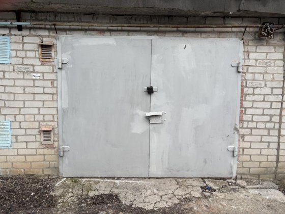 Сдам гараж  на ж/м Тополь 1